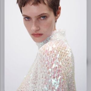 ZARA SEQUINS SWEATER SMALL